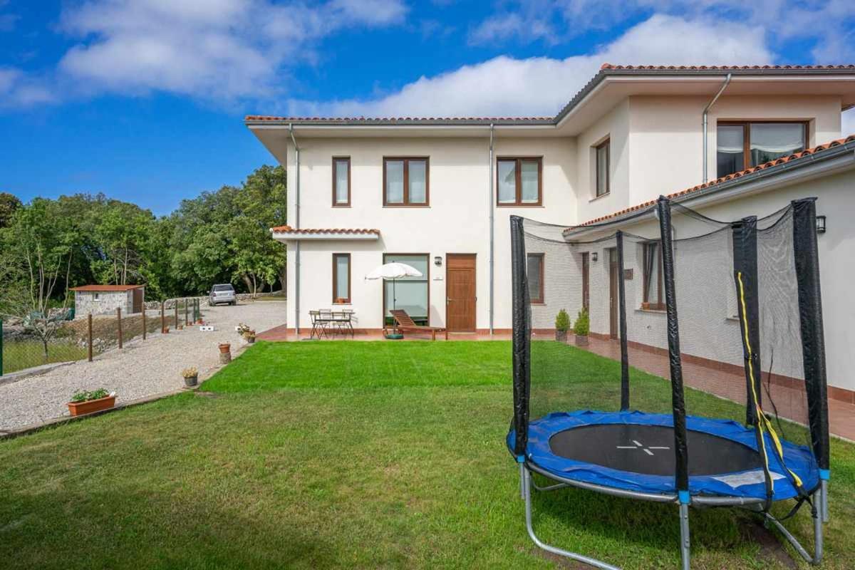 La Rexidora Appto Mamut Apartment Cuerres Exterior photo